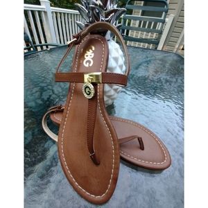 NEW! GUESS - GBC Los Angeles Lookur